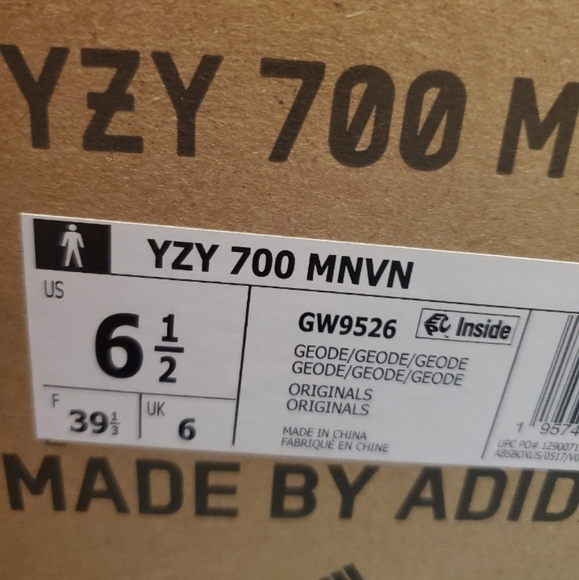 Yeezy Adidas Boost 700 Geode - Picture 3 of 5